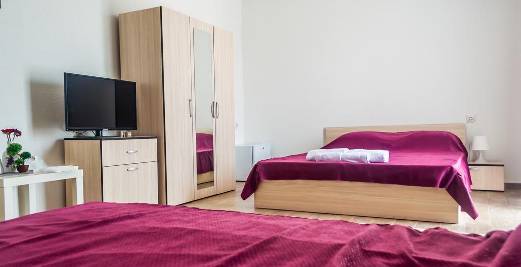 Bed & Breakfast Delikates Sztokajovo Kültér fotó