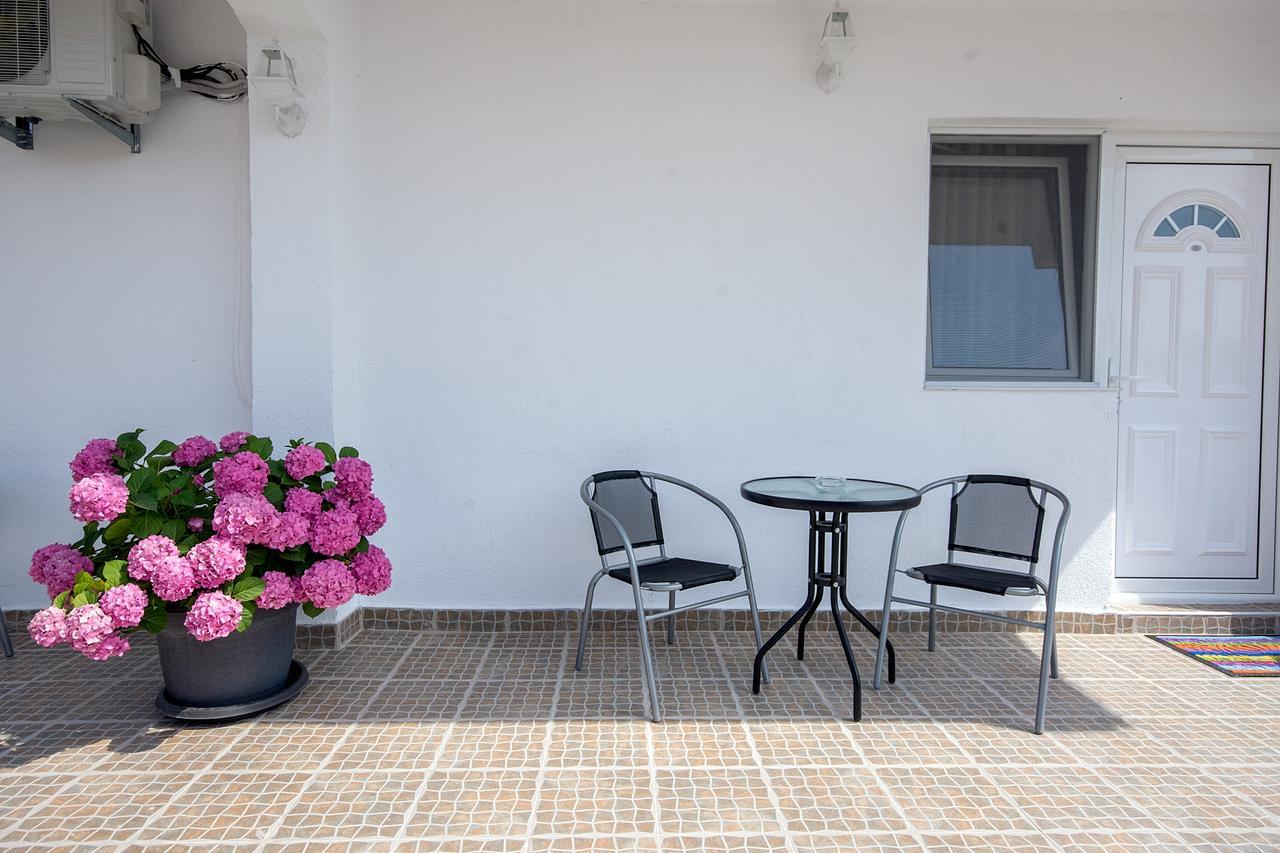 Bed & Breakfast Delikates Sztokajovo Kültér fotó