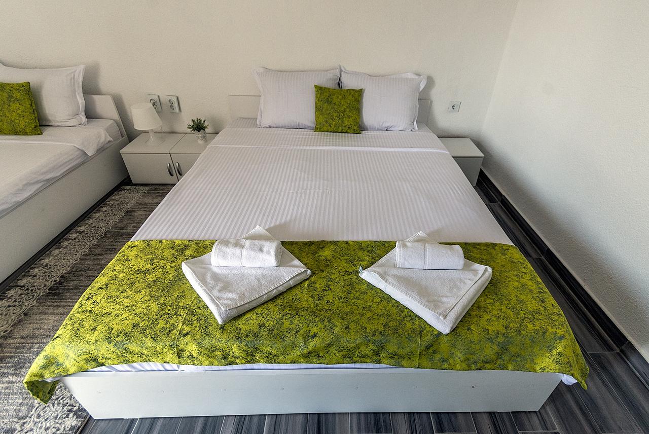 Bed & Breakfast Delikates Sztokajovo Kültér fotó