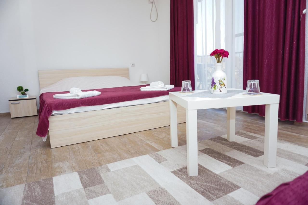 Bed & Breakfast Delikates Sztokajovo Kültér fotó