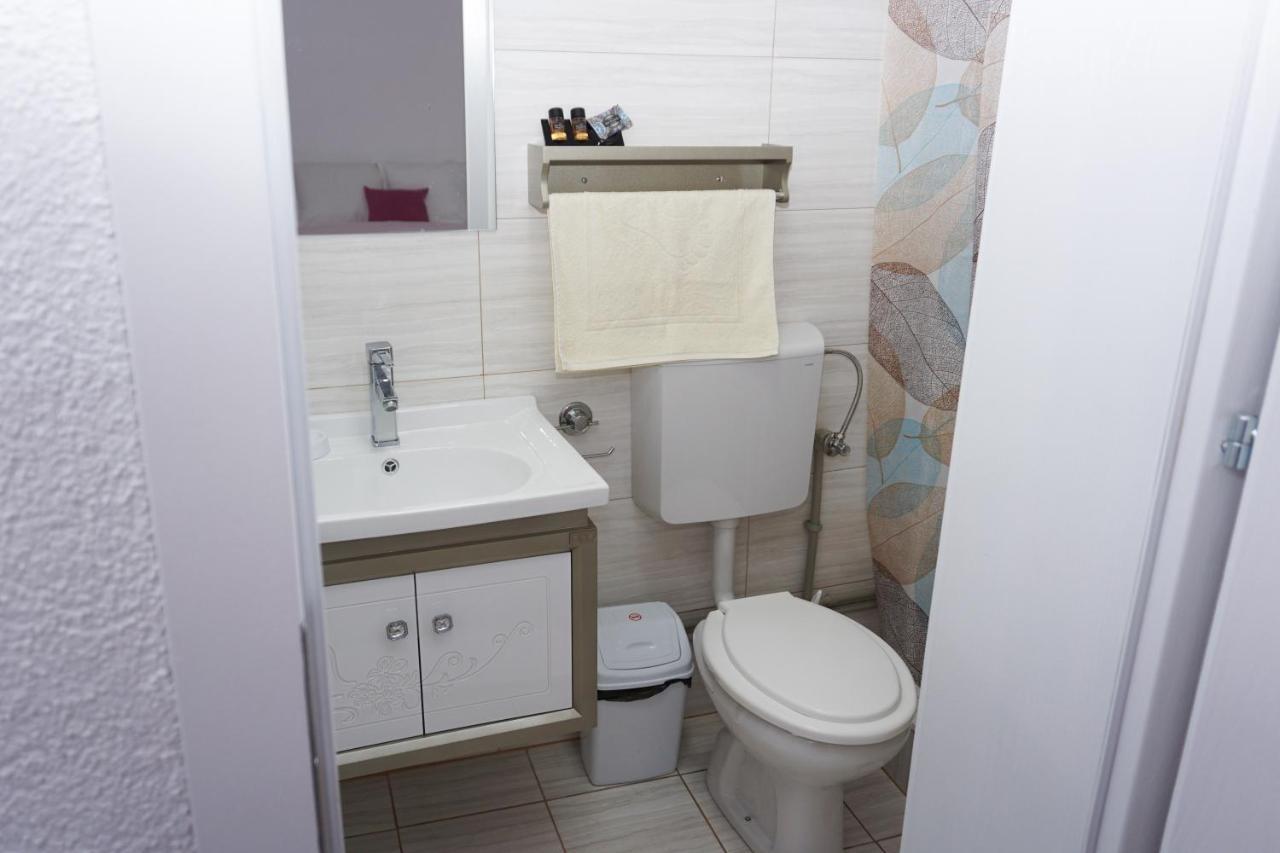 Bed & Breakfast Delikates Sztokajovo Kültér fotó
